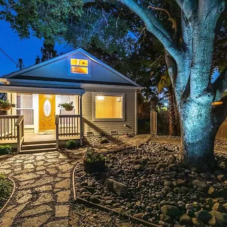 Luxury California Villa In Fremont